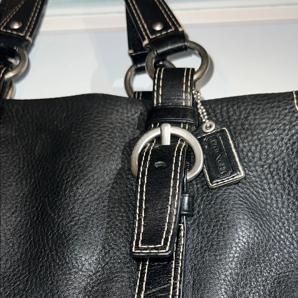 Coach classic shoulder